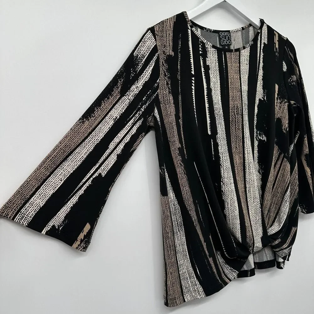 Clara Sun Woo Top Shirt Size XS Stretch Knit 3/4 Flare Sleeve Black Beige Blouse
